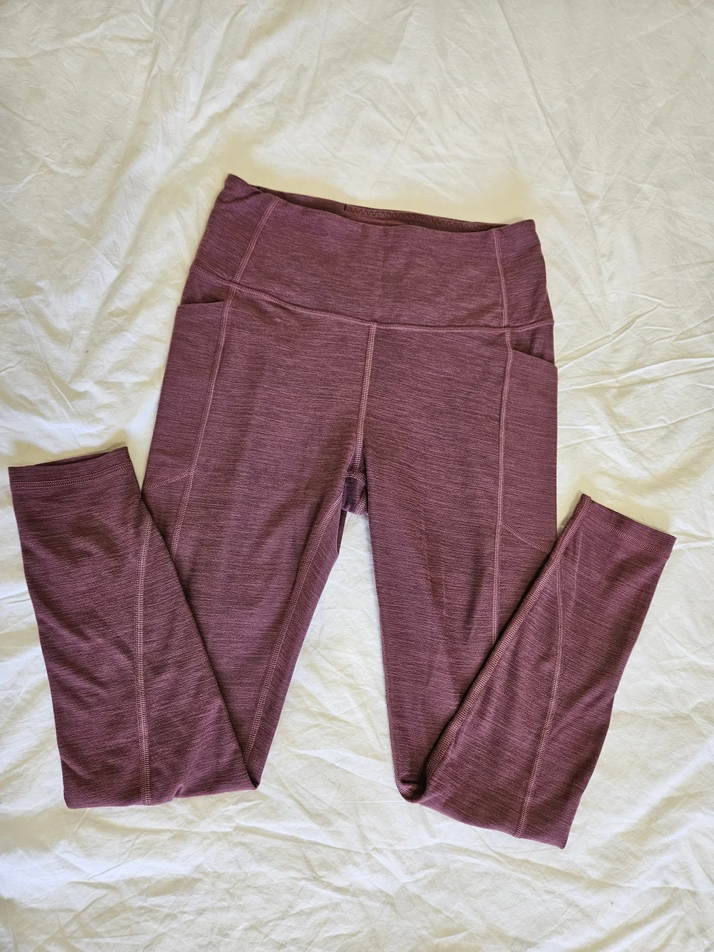 Victoria's Secret Maroon Pocket  Leggings ,Size 6